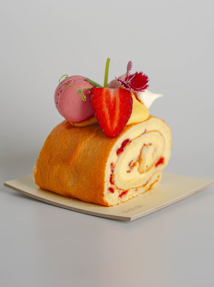 Strawberry & Custard Swiss Roll