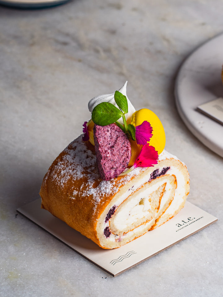 Blueberry, Citrus & Elderflower Swiss Roll